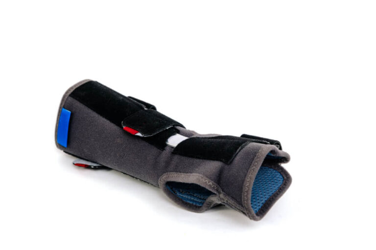 Stabilizator nadgarstka do pracy przy komputerze – na co zwrócić uwagę?